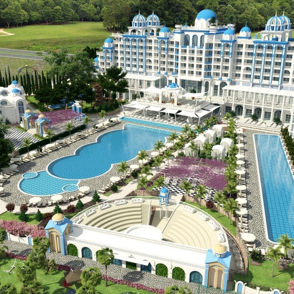rubi platinum spa resort & suites